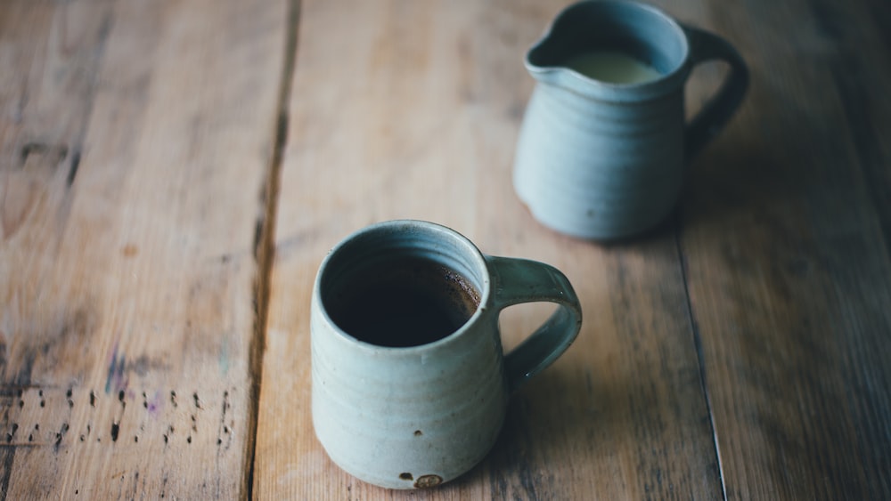 Caffeine Kick: A Stylish Ceramic Mug Brimming with Energizing Earl Grey Tea