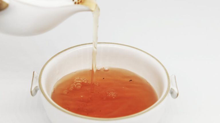 Peppermint Tea Vs Black Tea: Which Is The Healthier Choice?