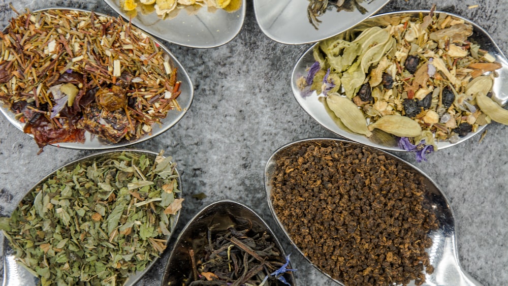 Tea Time with Seven Spices and Herbs