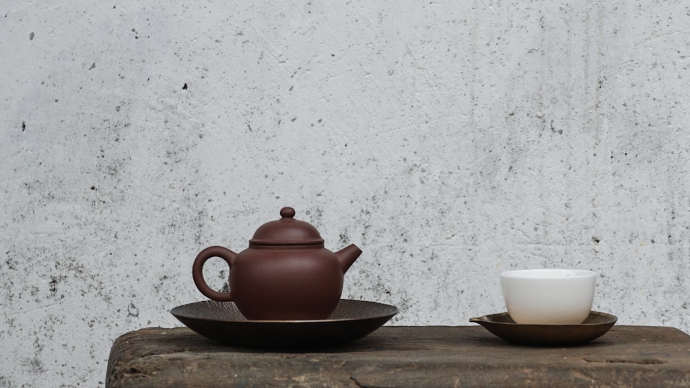 Uncovering Black Tea Origins: Brown Teapot Illustration